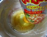 カップめんのスープでお好み焼き作り方1写真