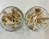 レンジで簡単！舞茸とカニカマの茶碗蒸し作り方2写真