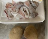 赤イカとじゃがいもの煮物作り方1写真