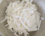大根のわさび醤油和え作り方1写真