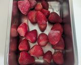 簡単！苺アイスクリーム作り方1写真
