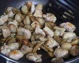食欲そそる♡鶏肉とごぼうの甘酢照り焼き作り方4写真