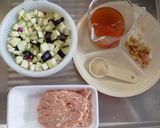 簡単♡ナスと鶏肉deバーグあんかけ♪作り方1写真