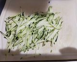 ズッキーニとツナのめんつゆナムル作り方1写真