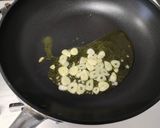 玉ねぎ麹の鯖缶ペペロンチーノ作り方3写真