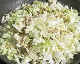鶏肉とキャベツのやみつきガリバタ混ぜご飯作り方3写真