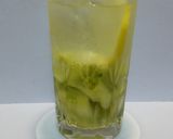 青いトマトのカクテル　Pale Mary作り方2写真