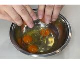鶏もも肉の卵とじ★動画あり★作り方3写真