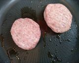 簡単夕飯！照り焼き和風ハンバーグソース！肉料理作り方3写真