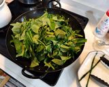 空心菜と豚肉のニンニク醤油炒め作り方12写真