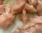 鶏胸肉とニラのオイスターソース炒め😋作り方2写真