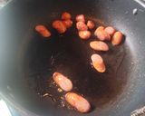 カット野菜とソーセージの醤油焼きそば作り方2写真
