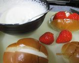 『おやつに』苺🍓ばなな🍌ロールサンド😋作り方2写真