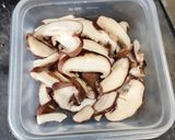 しいたけとソーセージのクリームスパゲッティ作り方1写真