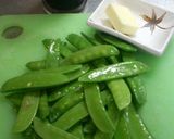おふくろの味♪絹さやのバター炒め＋α　作り方1写真