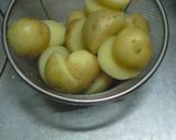 じゃがいものバターしょうゆ炒め作り方2写真