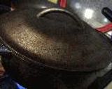 ダッチオーブンで味付けミミガ－の炊き込み飯作り方3写真