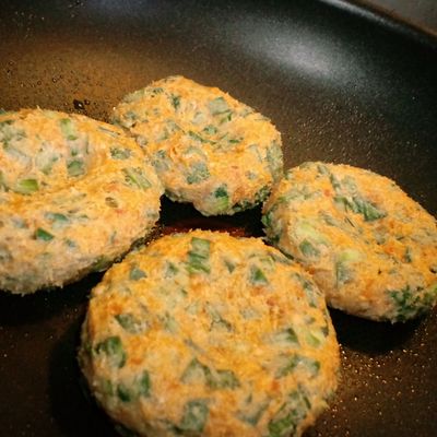 にらにらハンバーグ by 亜久梨 【クックパッド】 簡単おいしいみんなの