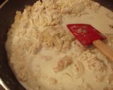 鶏ひき肉と新たまねぎのクリームパスタ作り方3写真
