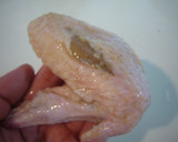 やみつき!!焼鳥屋さんの手羽先の塩焼き！作り方1写真