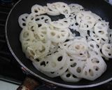 レンコンのゴマ味噌炒め作り方2写真