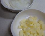朝食に♪ジャガイモと玉ねぎのオムレツ❤作り方1写真