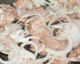 プチ豪華♪夫の好きな*豚ピザ作り方1写真