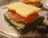 よもぎ麩と柚子味噌とサーモンのカナッペ作り方9写真