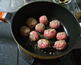 トマトとチーズのイタリア風ミートボール作り方3写真
