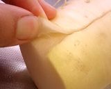 衝撃の裏技☆包丁いらず！大根の皮むき作り方4写真