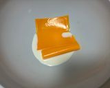 レンジでシートチーズの簡単濃厚チーズクラッカー🧀作り方1写真