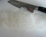 ★糸こんにゃくとえのきの炒め物★作り方1写真