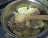新じゃがと豚肉で美味しく☆作り方3写真