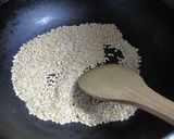 ヘルシーおやつ☆煎り玄米作り方1写真