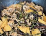 醤油麹で⭐︎筍とワラビの炒めもの作り方4写真