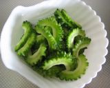 豚肉とゴーヤのチーズ味噌炒め作り方1写真