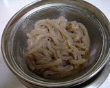 5分で出来る♪つきこんにゃくのピリ辛炒め作り方1写真