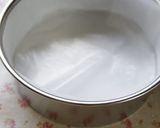 牛乳で作る！ノンオイルしっとりスポンジ作り方1写真