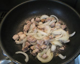 鶏肉ときのこたっぷり和風パスタ作り方1写真