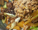 ご飯とまらん!!お肉と納豆のスタミナ炒め作り方3写真