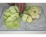 鶏肉ときゃべつのガーリック炒め★動画あり作り方2写真