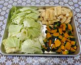 坊ちゃんかぼちゃ♪キャベツ油あげのお味噌汁🎃✨作り方2写真