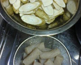 ごぼうとこんにゃくの甘辛炒め☆作り方1写真