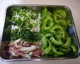 ゴーヤと香味野菜のゴマまぶしポン酢☆作り方2写真