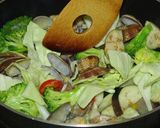 お野菜たっぷり！ あさりのワイン蒸し☆作り方8写真