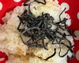 おむすび屋さん風！塩昆布と枝豆のおにぎり作り方1写真
