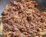 牛肉と玉ねぎすき焼き風炒め🍚作り方4写真