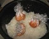 炊飯器で*温泉卵*作り方1写真