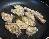 豚ヒレ肉とエリンギのワイン炒め煮作り方2写真