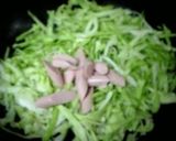 リピ何度目!?塩胡椒だけのキャベ玉炒め★作り方2写真